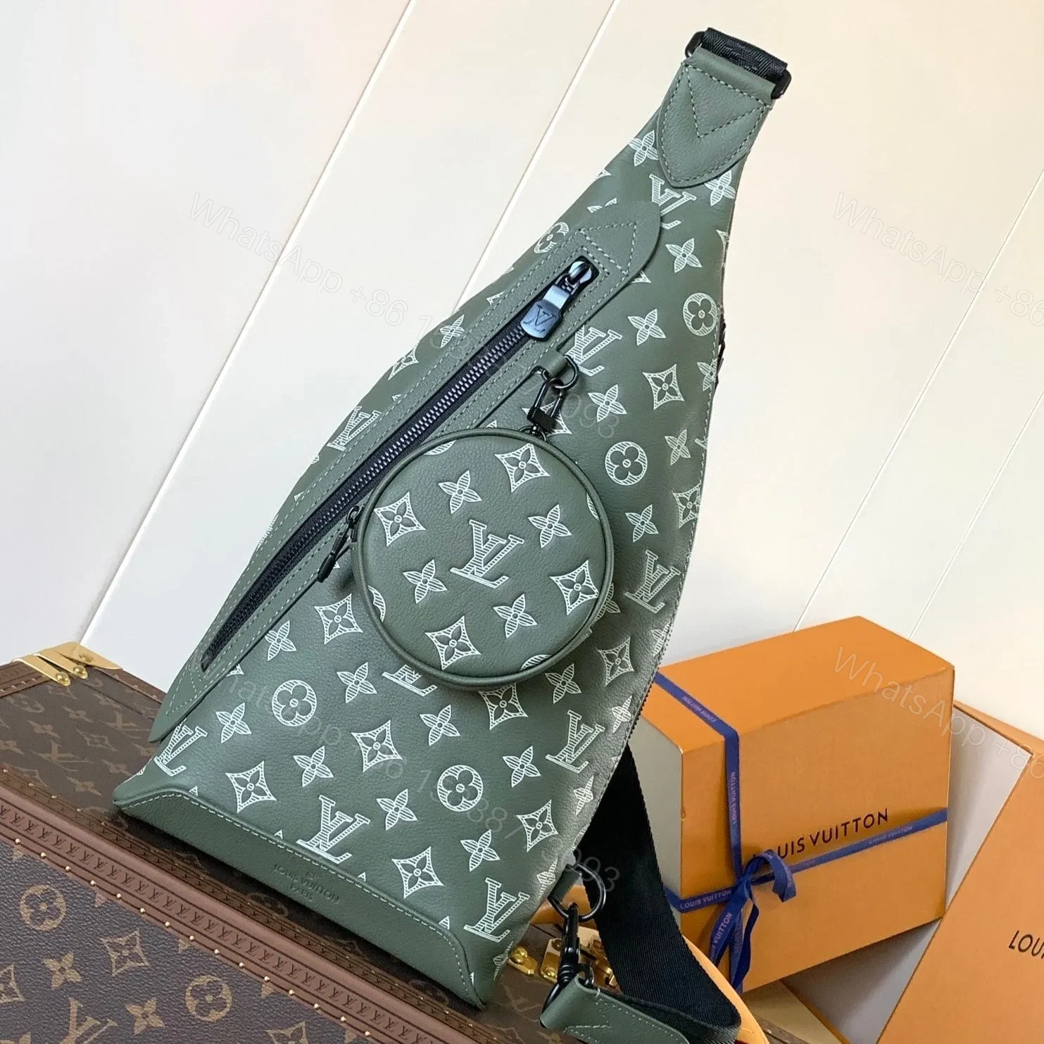 LV DUO CROSSBAG BAG 42 IN GREEN AND WHITE MONOGRAM SHADOW COWHIDE — view 1