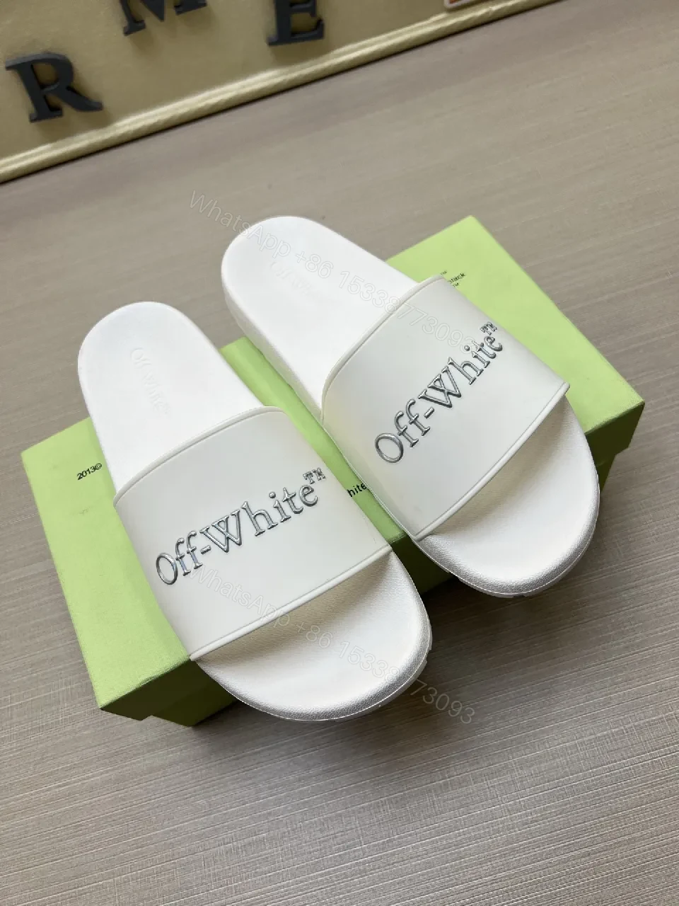 Bold Minimalism White Slide: Comfort & Contemporary Style — view 1
