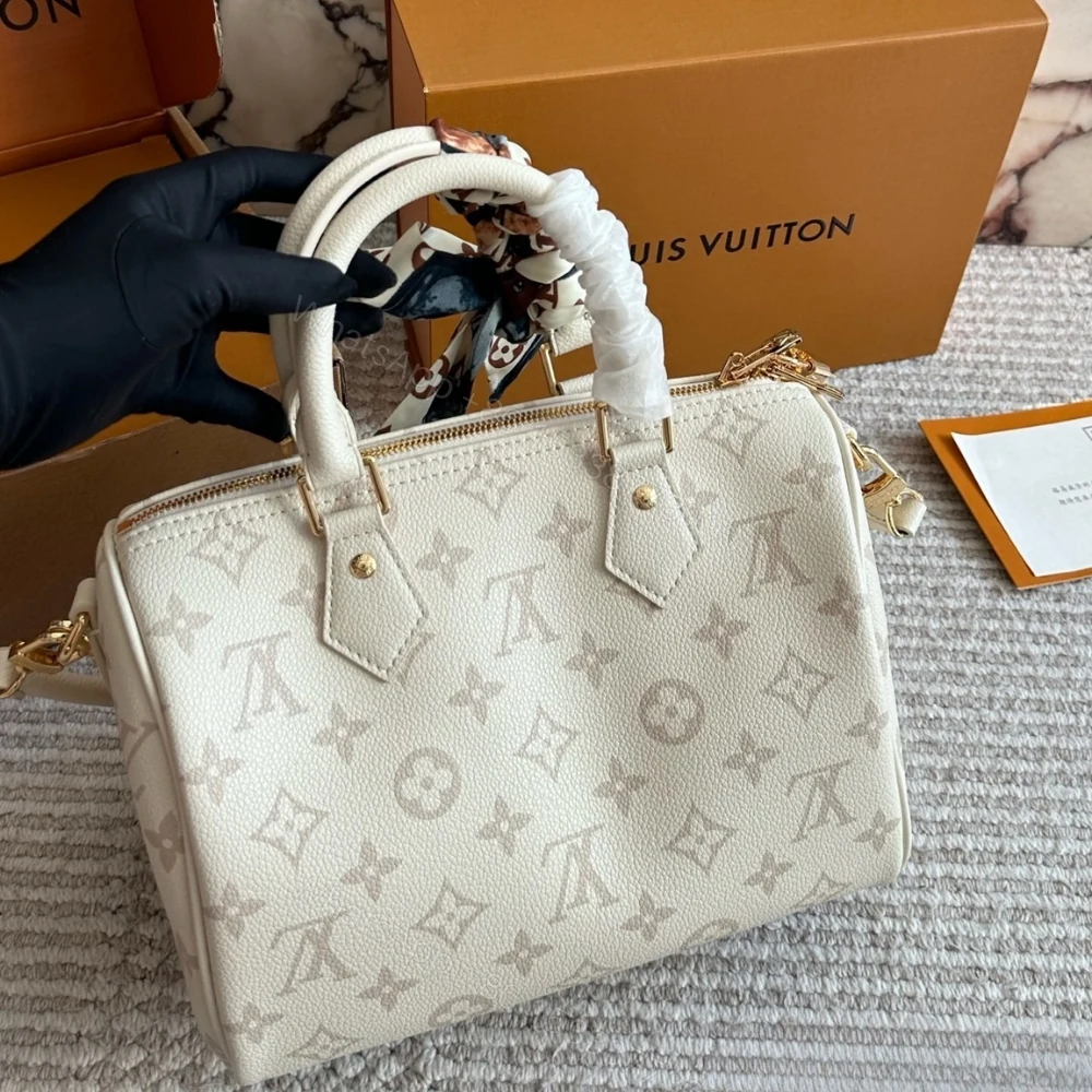 View 8 of Louis Vuitton Speedy Bandoulière 25 Cream 25Cm M26690