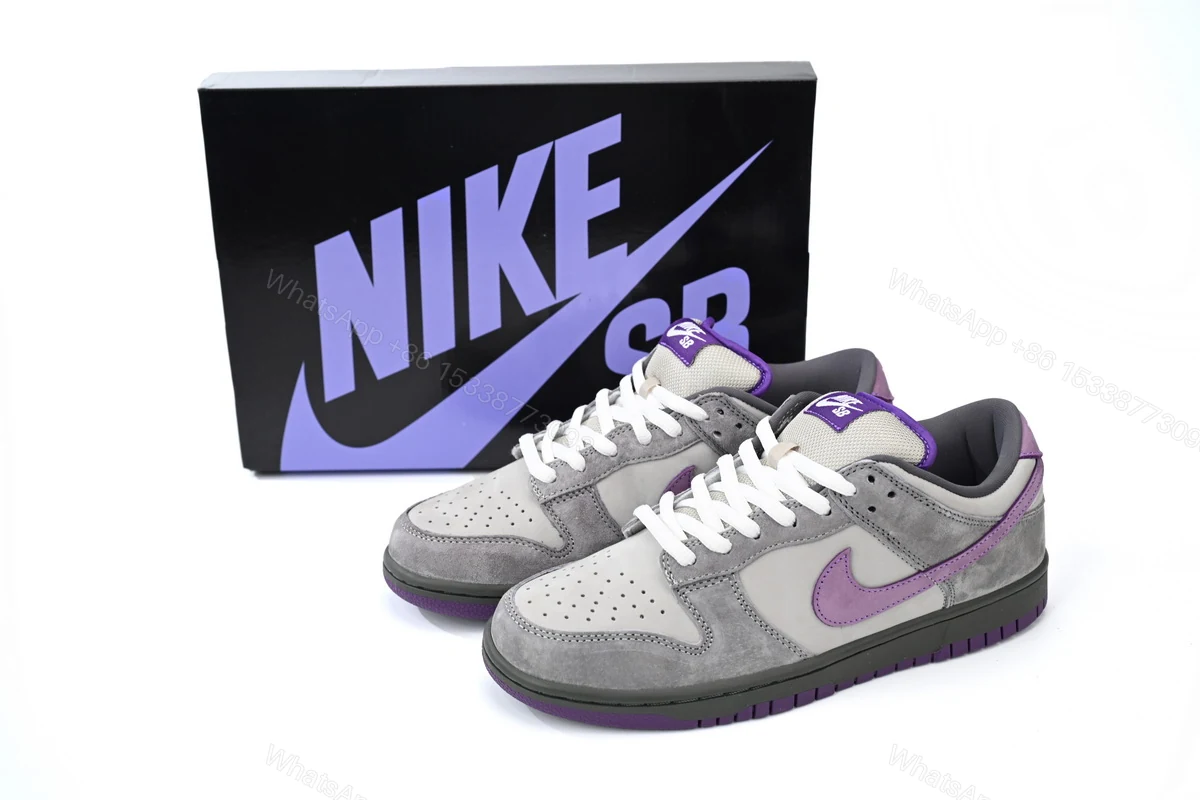 Nike SB Dunk Low Purple Pigeon 304292-051 — view 2
