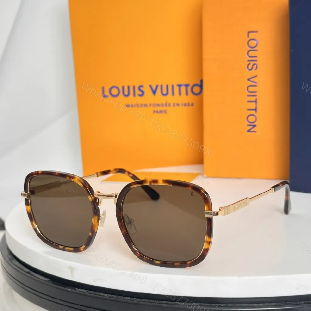 View 6 of Chic Gradient Sunglasses: Luxe Accents, Gradient Lenses
