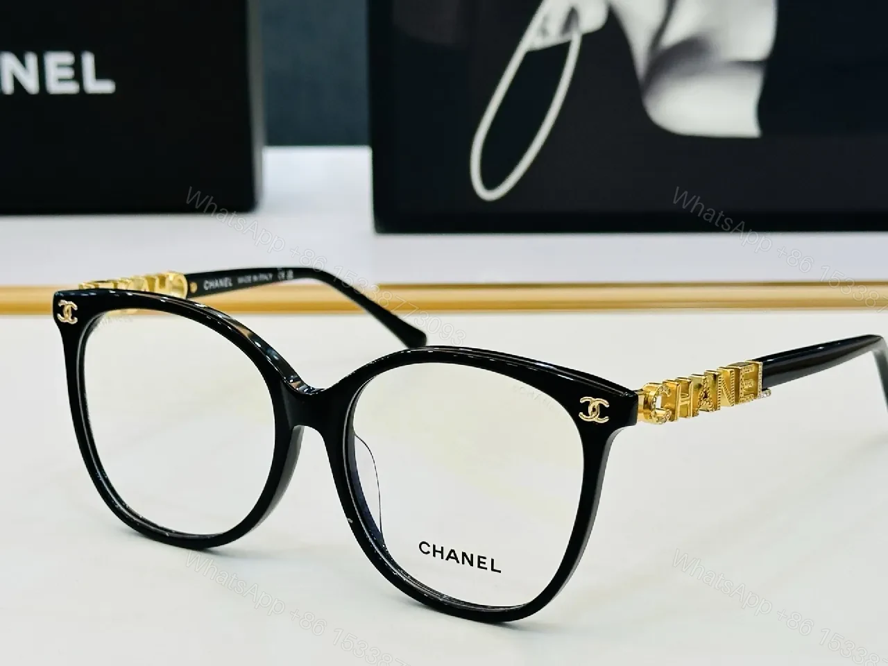 View 4 of Charcoal Sunglasses: Luxe-Style, UV-Guard, Oversized Frame