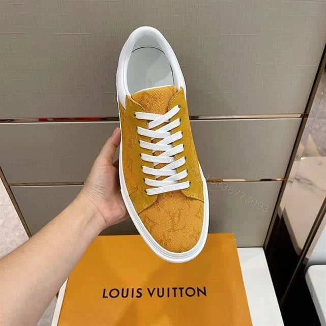 View 3 of LOUIS VUITTON TRAINER SNEAKER – LSVT295