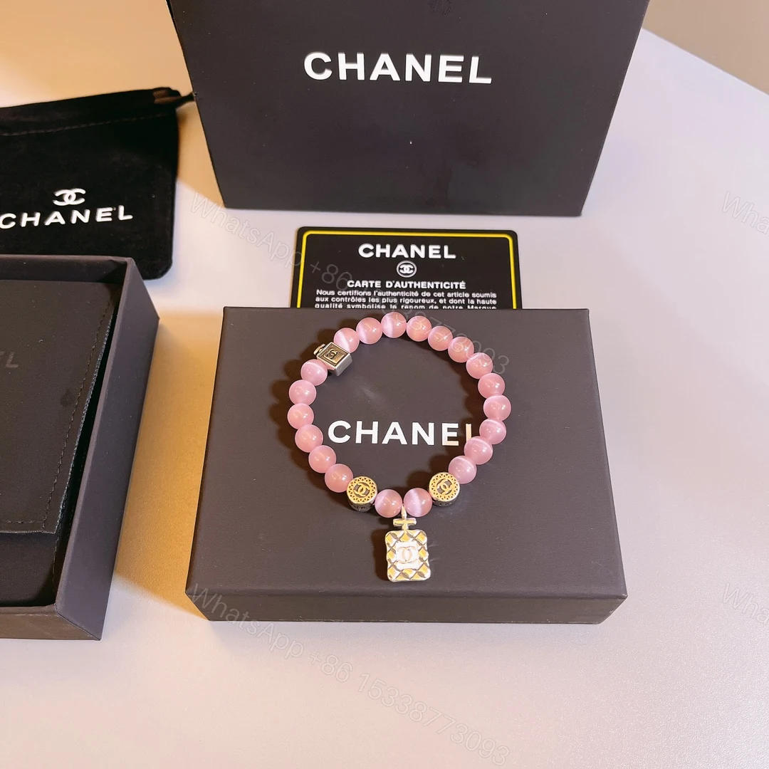 Chanel高仿粉晶手鍊女款香水瓶吊飾設計氣質優雅風 — view 1