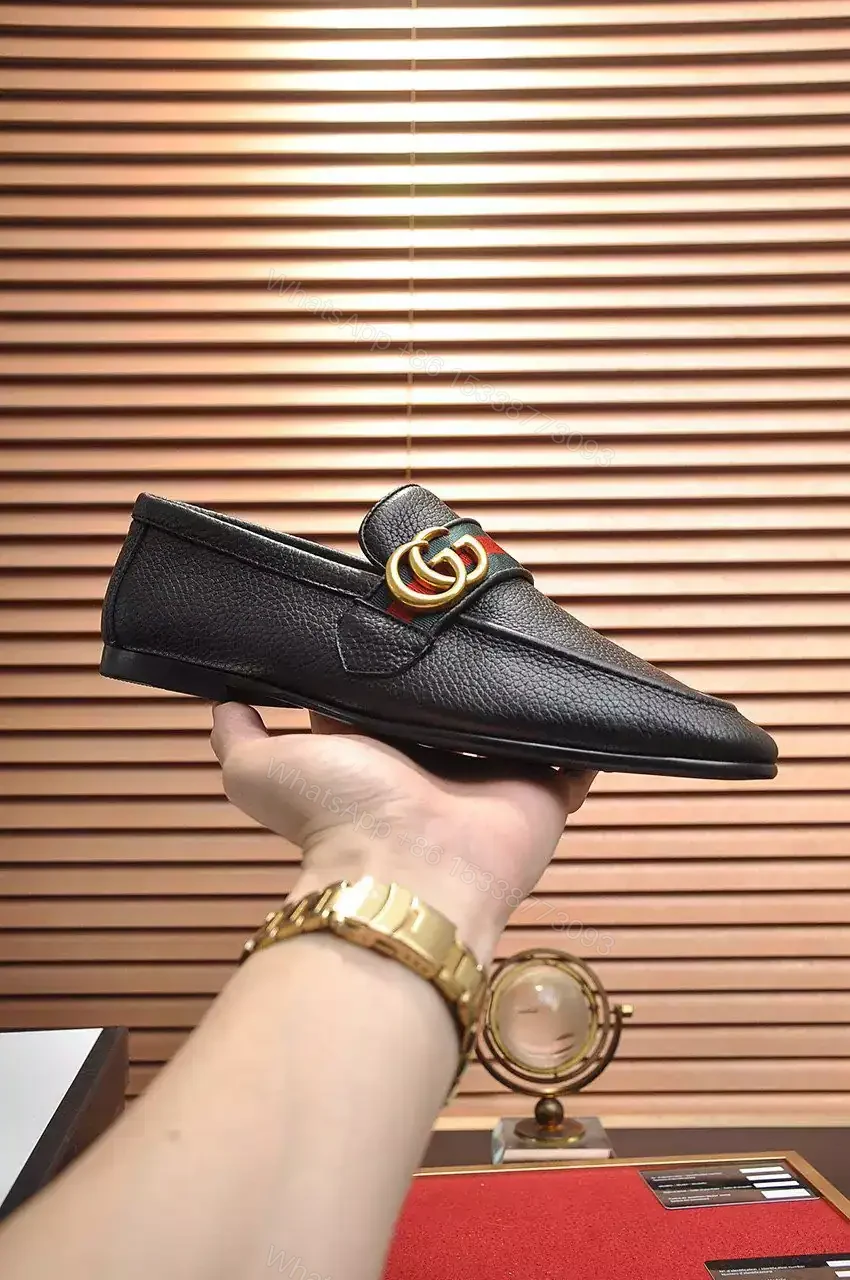 View 8 of GUCCI BLACK LEATHER LOAFER WITH DOUBLE G AND WEB – LDG28