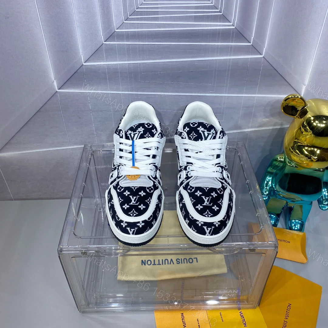 LV A貨 Trainer 黑白滿版Monogram運動鞋 潮流街頭款 — view 1