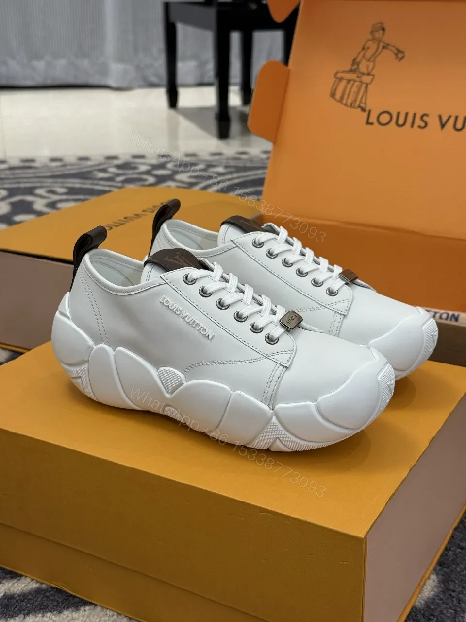 Architectural Luxury Sneakers: Sculpted Comfort, Premium Style — view 1