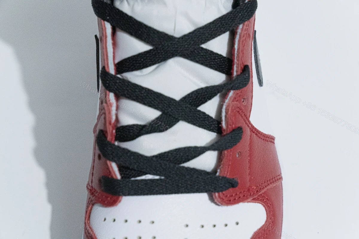 View 8 of Air Jordan 1 Retro High Chicago (2015) 555088-101