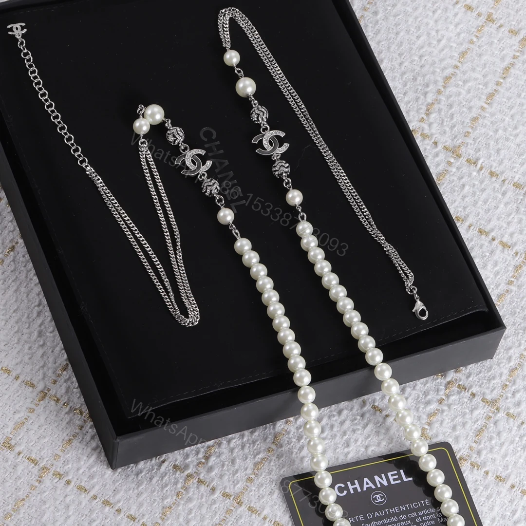 View 3 of EN – Lux Chanel Necklaces 010