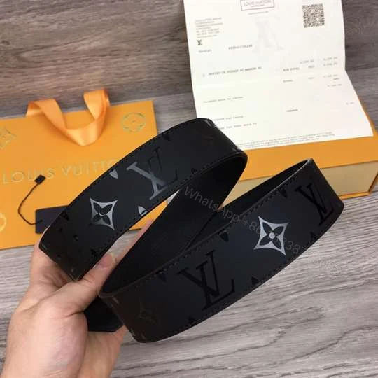 View 7 of LOUIS VUITTON LV CIRCLE PLATE 35MM REVERSIBLE BELT – B155