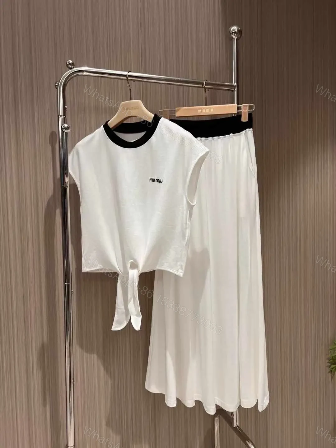 MIU MIU — view 1