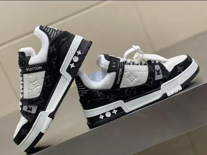 View 2 of LOUIS VUITTON TRAINER SNEAKERS IN WHITE AND BLACK – LSVT341