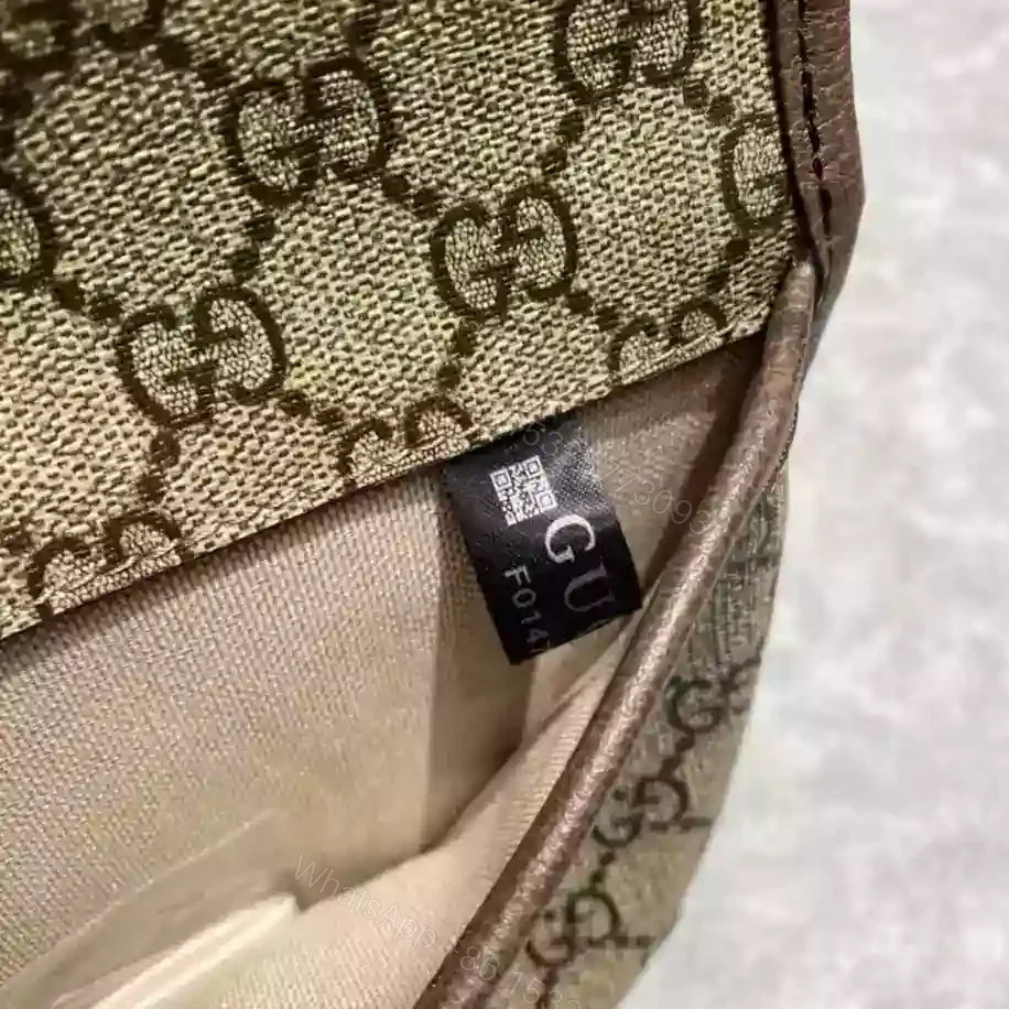 View 4 of NEO VINTAGE GG SUPREME BELT BAG – GBC077