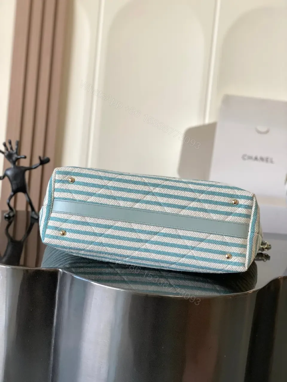 View 7 of Coastal Striped Tote: Premium Everyday Chic Carry-All