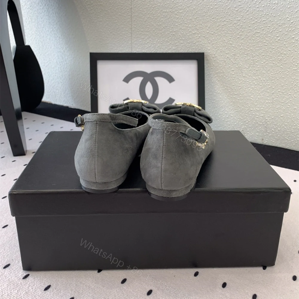 View 5 of 高仿Chanel*24K系列G46022A絲絨塔扣瑪麗珍鞋灰色免檢版