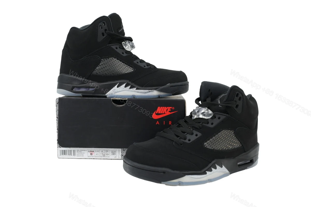 View 7 of Air Jordan 5 Retro SE 'Black Cat' FZ2239-001