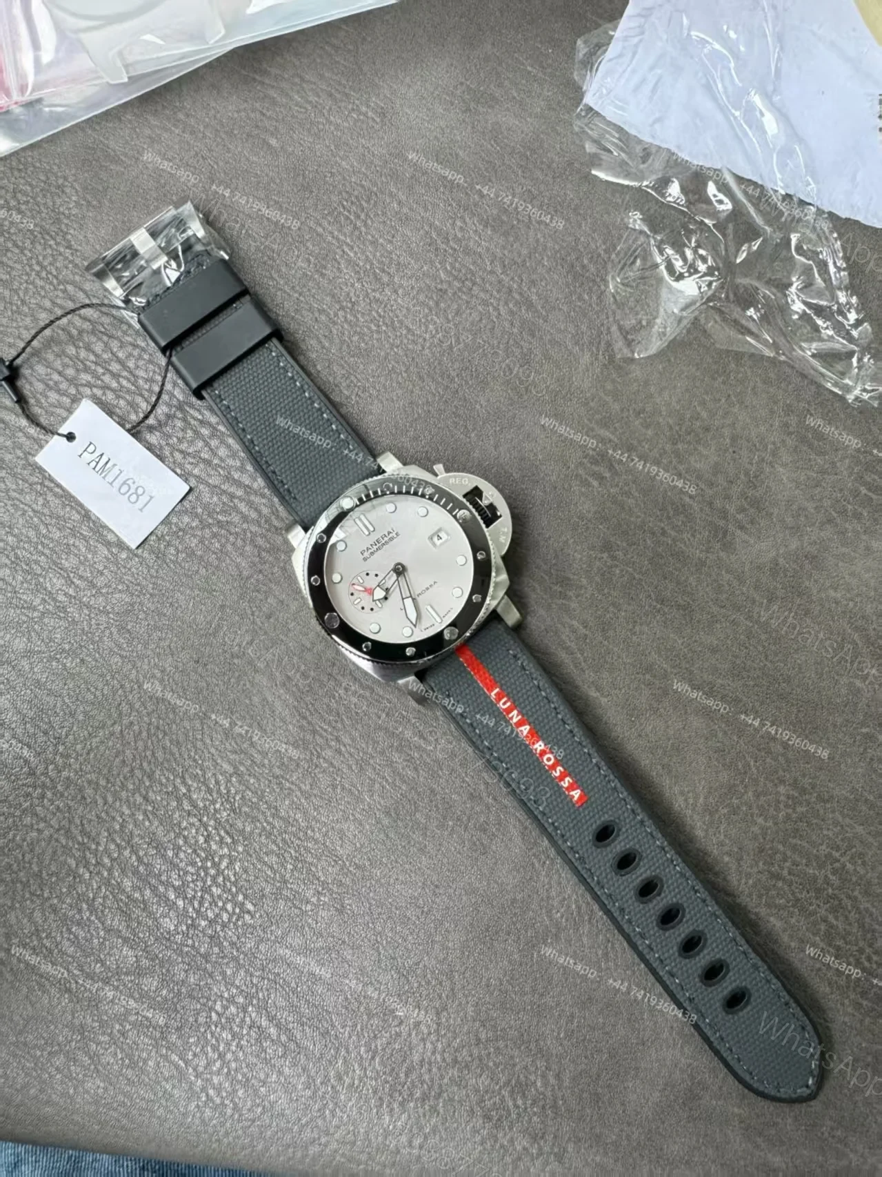 View 13 of Panerai Super Clone Submersible PAM01681 Luna Rossa 44MM