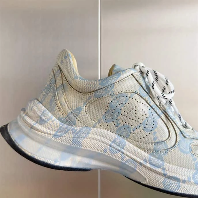 View 6 of MEN’S GUCCI RUN SNEAKER – GC142