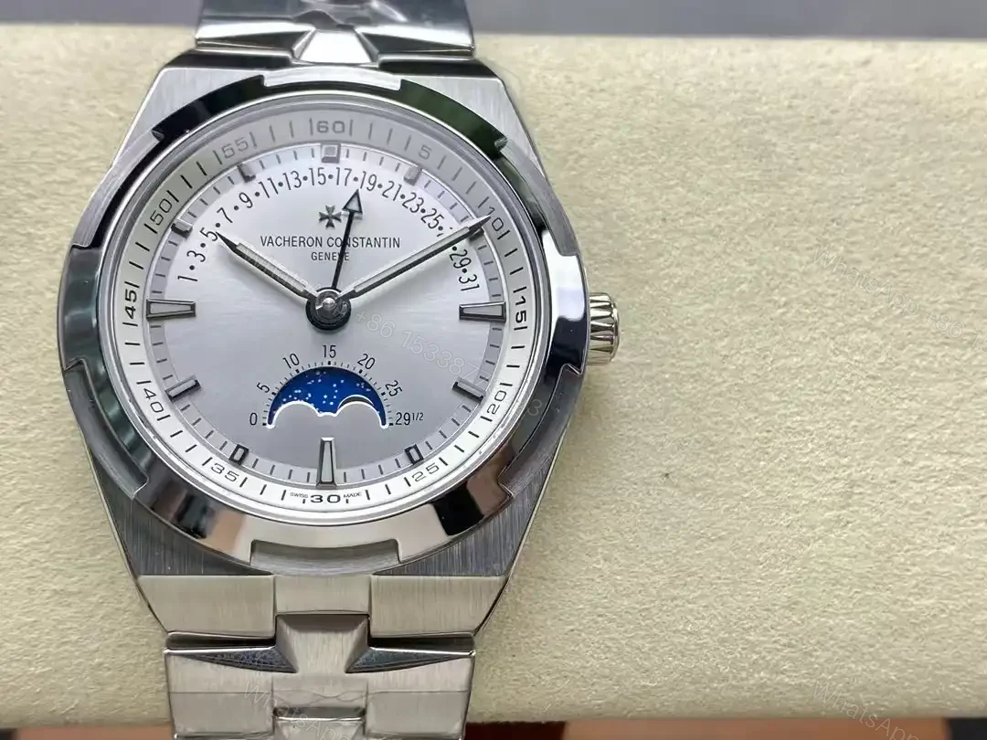 Vacheron Constantin Overseas Moon Phase Retrograde Date 4000V/210A-B912 — view 1
