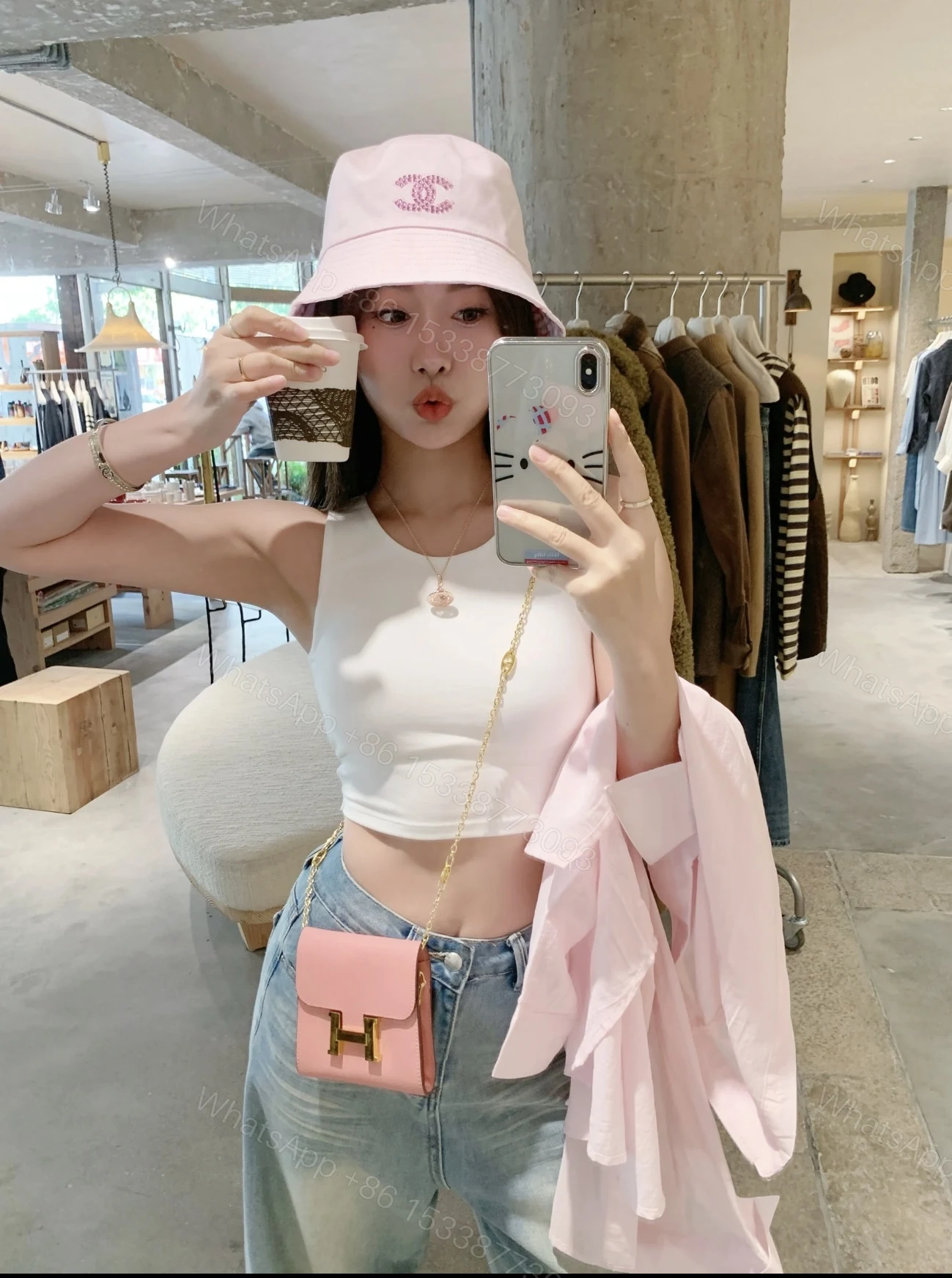 Chanel高仿漁夫帽女款粉色水鑽雙C設計甜美百搭款 — view 1