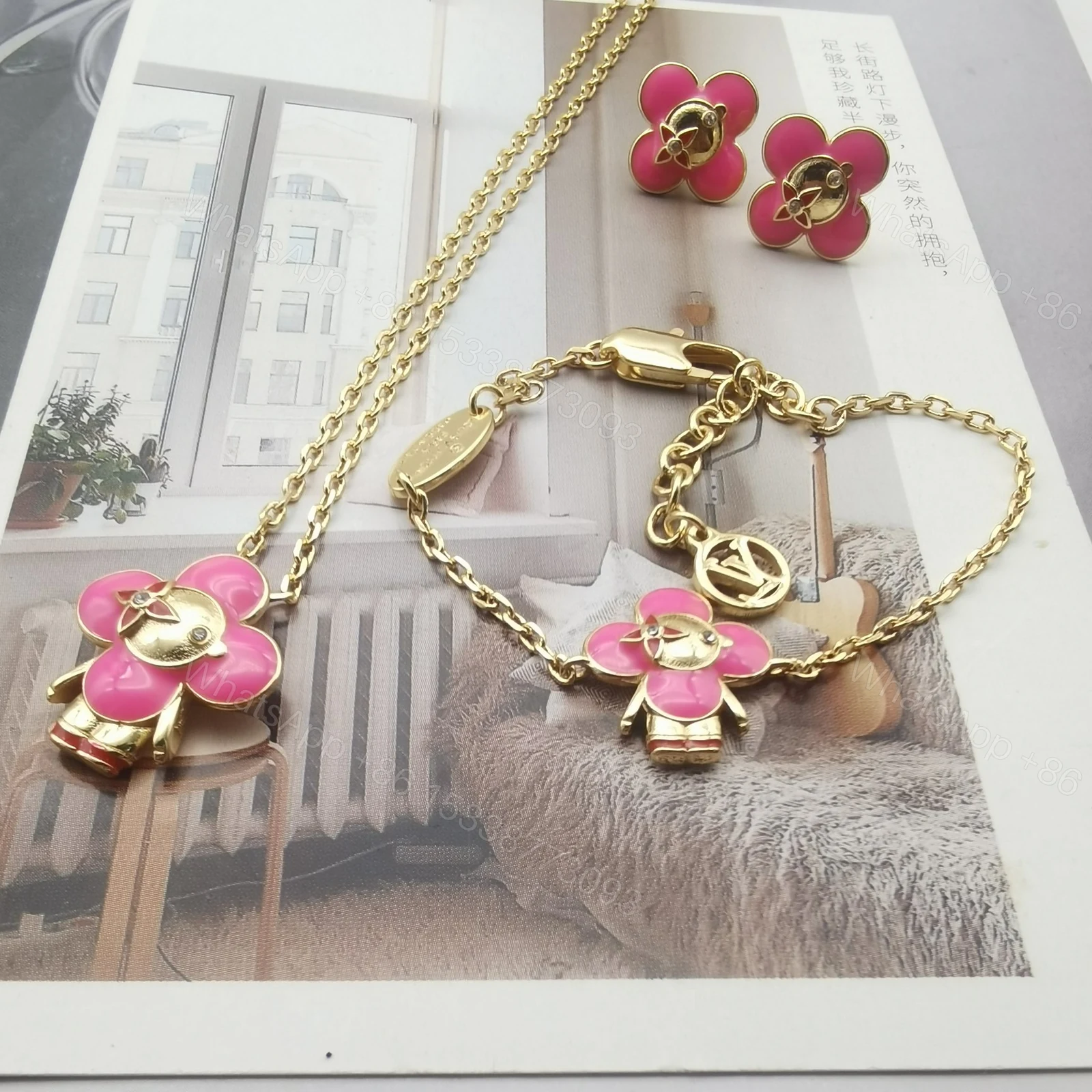 View 7 of Combo EN – Lux LV Necklaces 098
