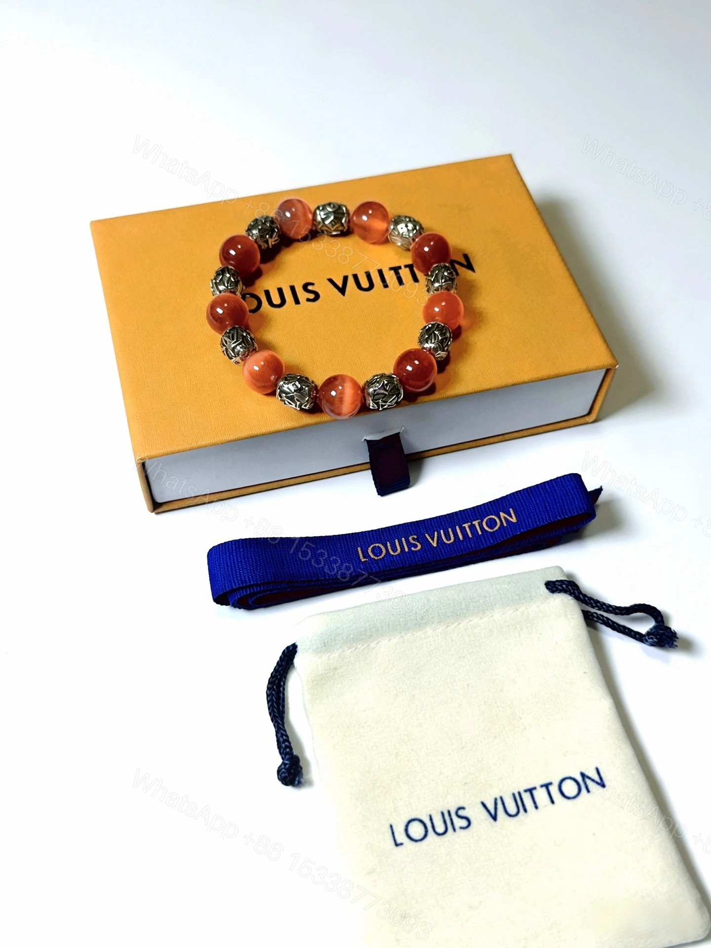 LV 一比一 橘色天然珠串手鍊 精品還原潮流配件 — view 1