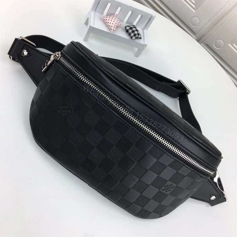 View 7 of CAMPUS BUMBAG – LV80
