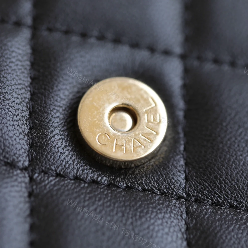 View 14 of Chanel復刻鏈條手拿包23B珍珠手柄黑金款