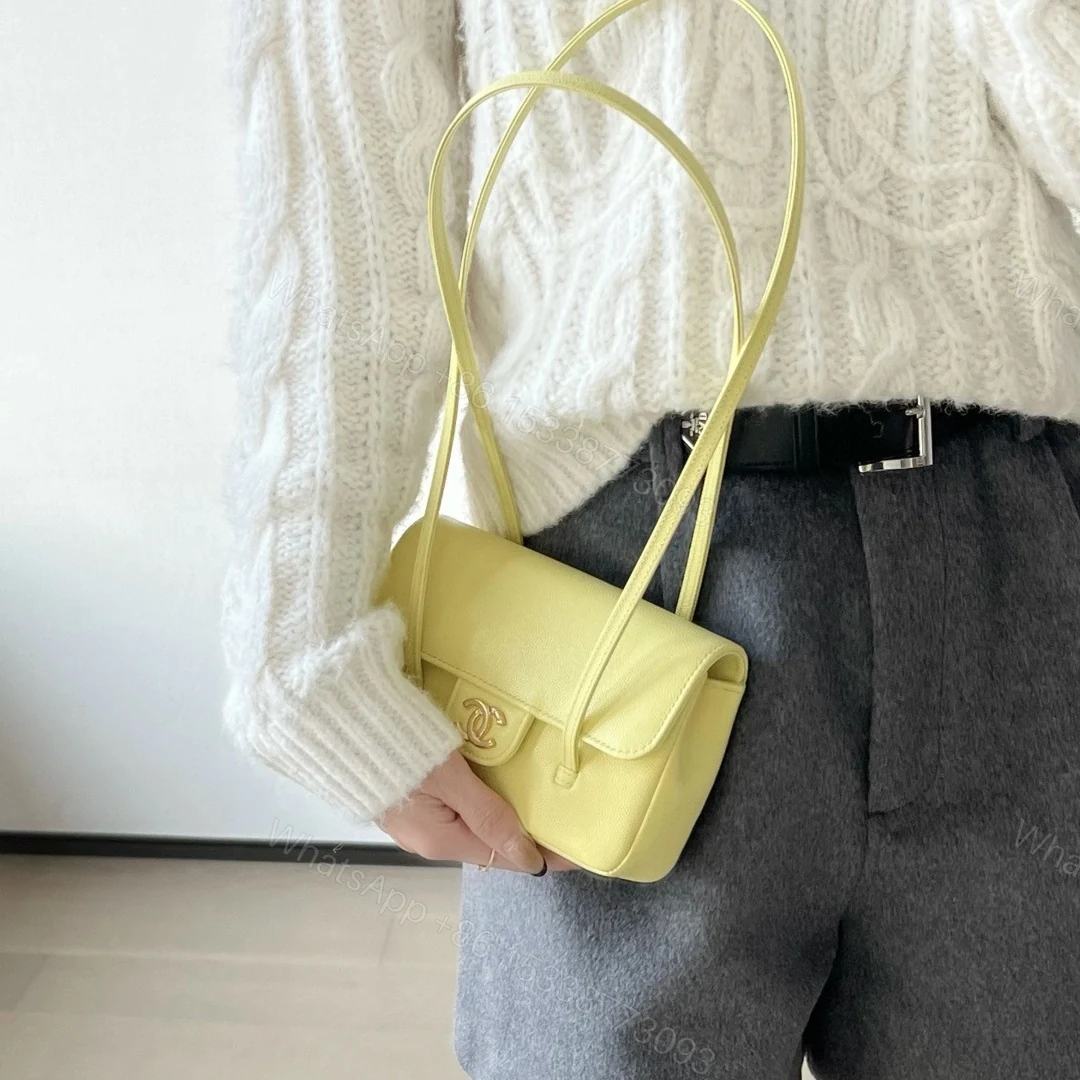 View 25 of 高仿Chanel*26P系列AP5068小牛皮單肩包小雞黃Mini免檢版
