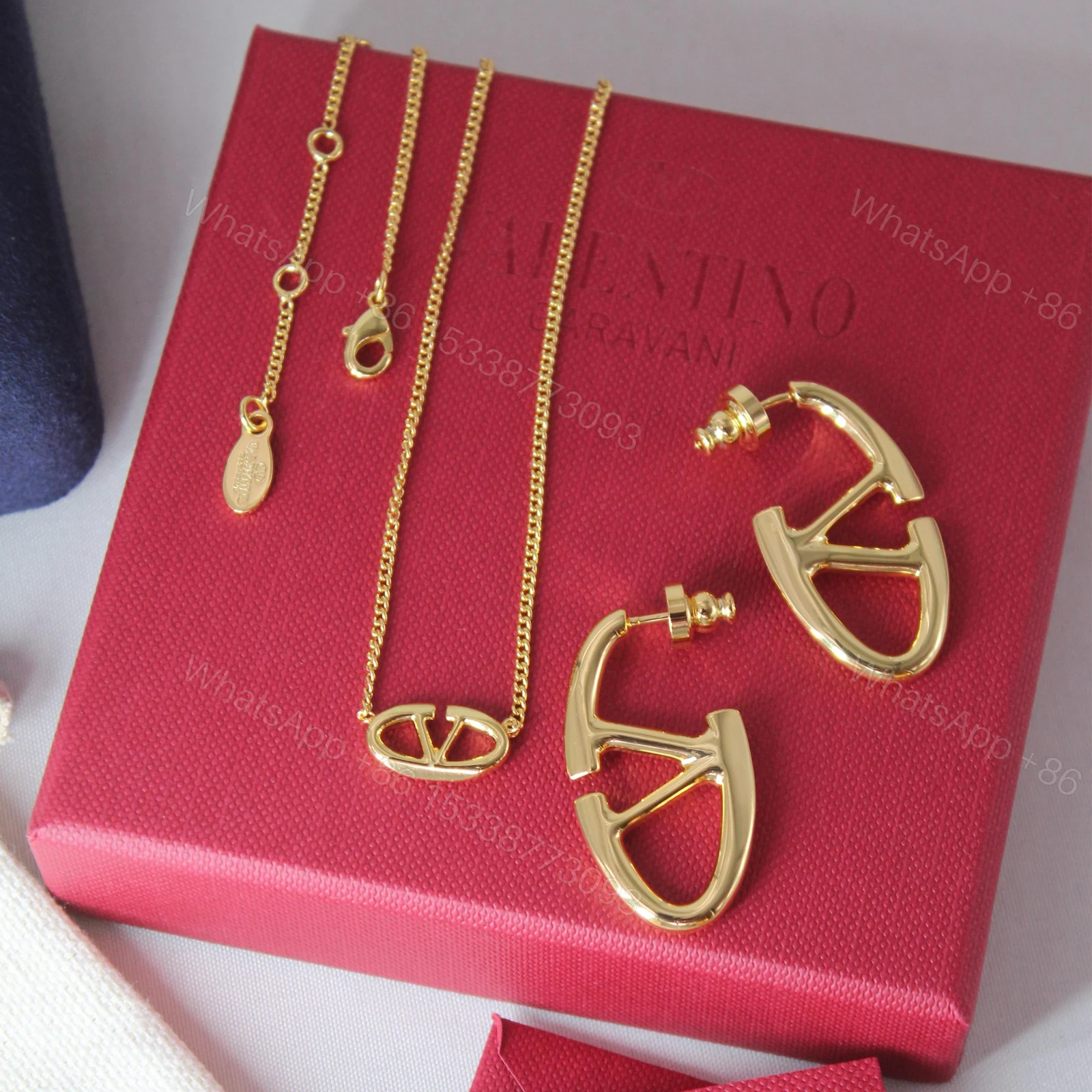 Valentino Garavani Signature V Logo Pendant Chain Earring — view 1