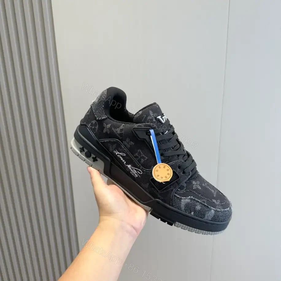View 2 of LV TRAINER SNEAKER – LSVT407
