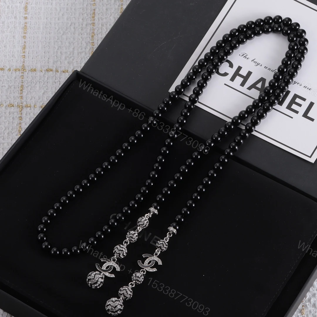 View 3 of EN – Lux Chanel Necklaces 007