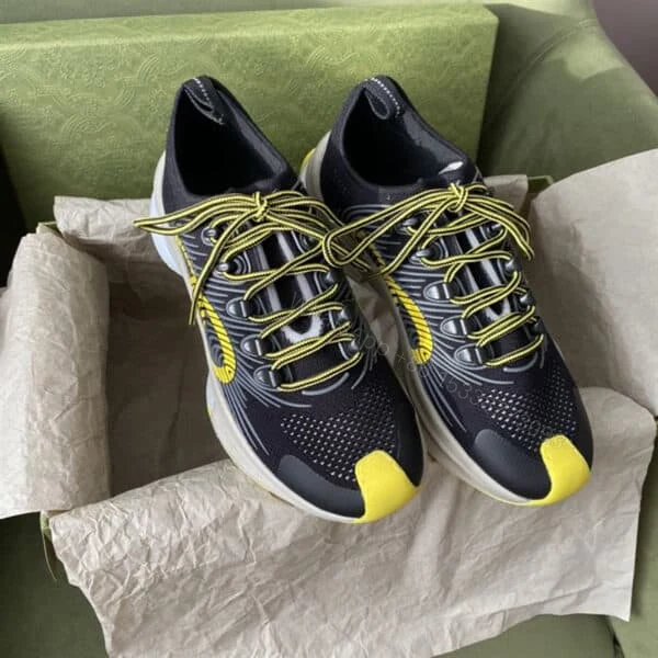 View 2 of Men’s Gucci Run sneaker – GC123