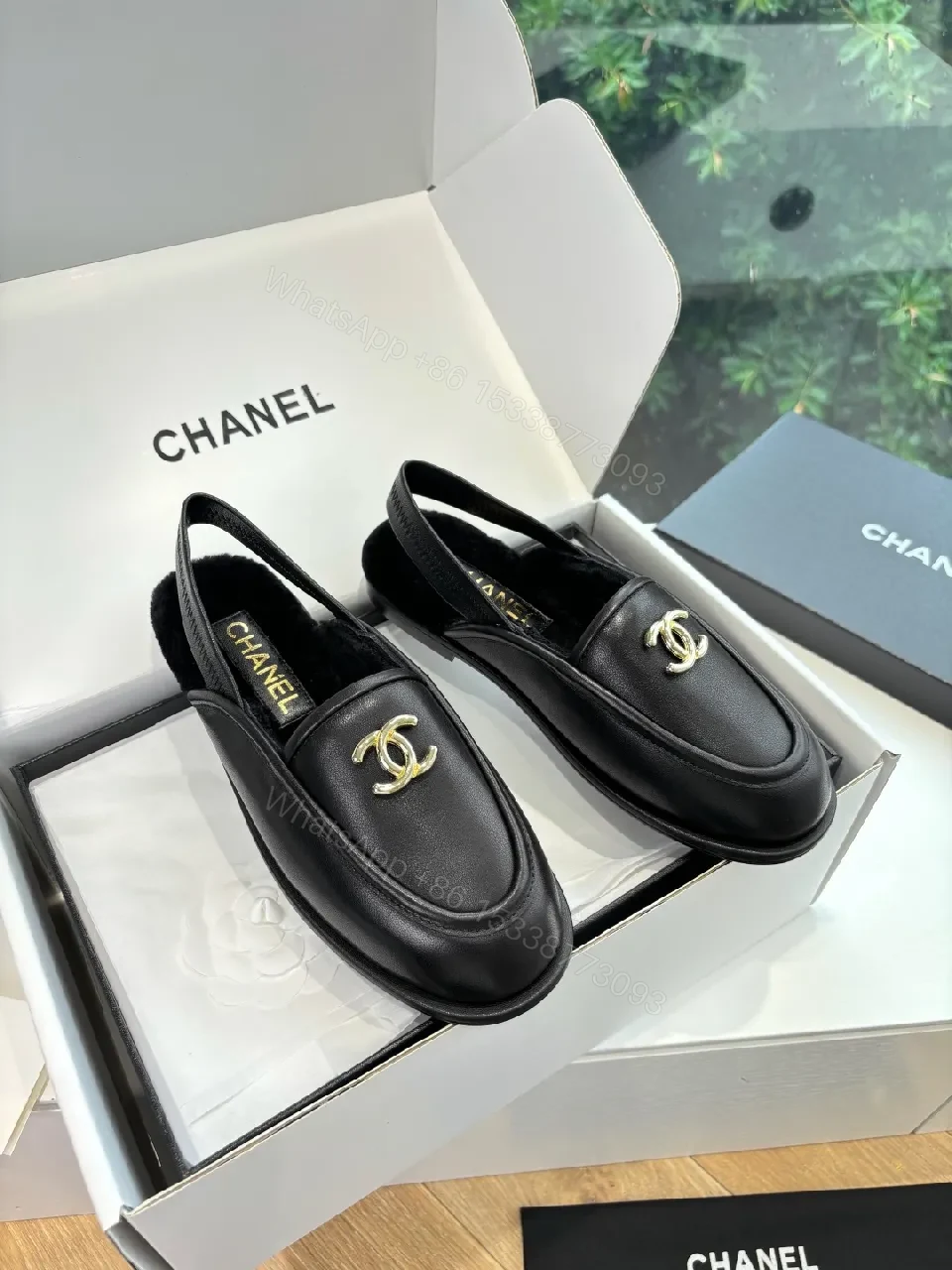 Chic Leather Loafers: Subtle Luxe, All-Day Comfort — view 1