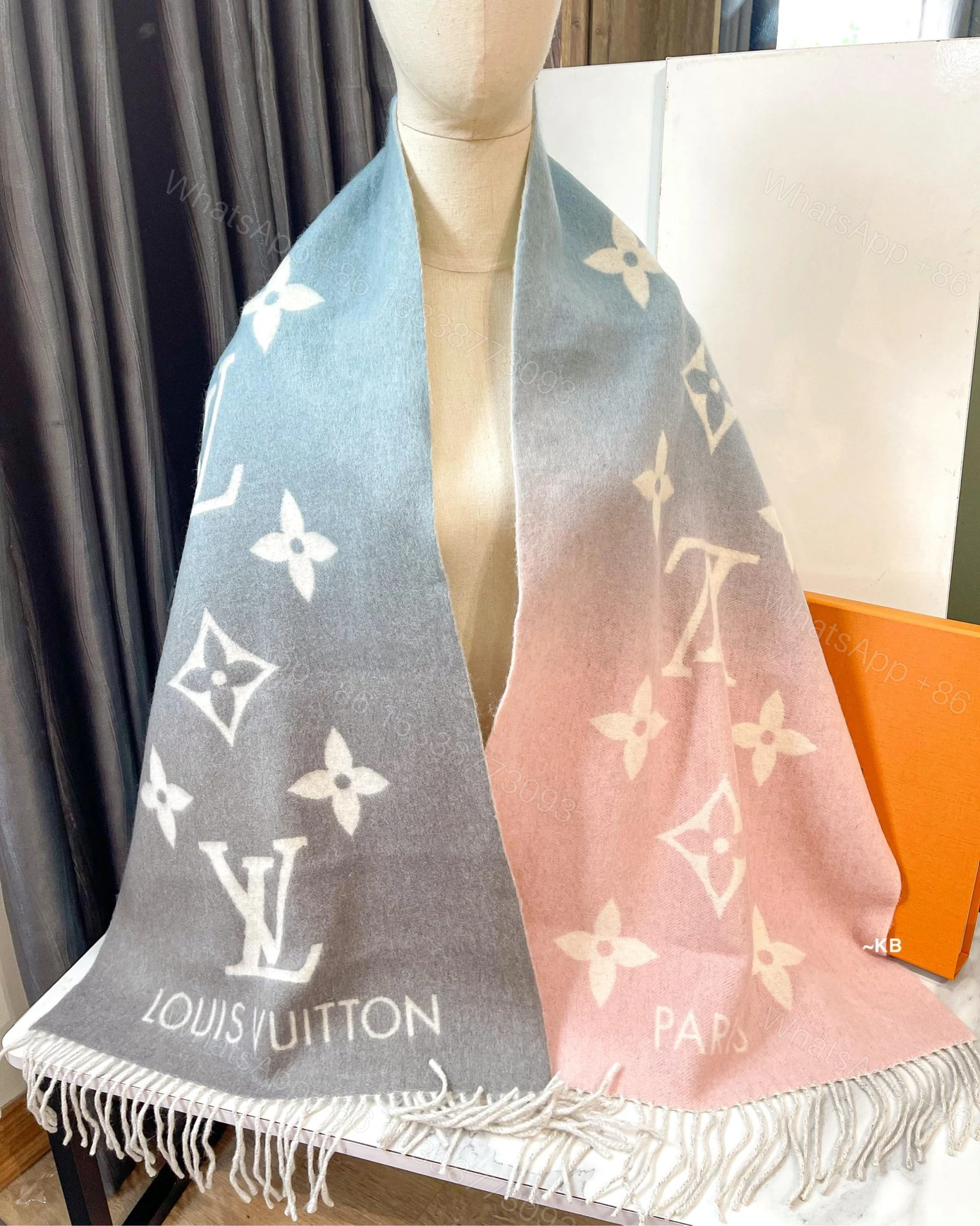 View 3 of FIRST COPY LOUIS VUITTON REYKJAVIK GRADIENT SCARF