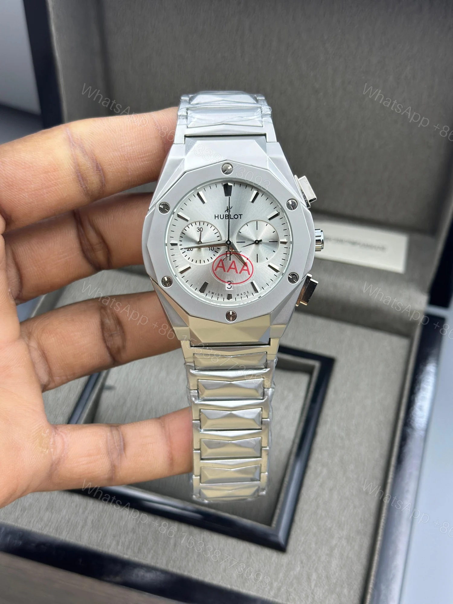 View 4 of FIRST COPY Hublot men’s watch all crono working