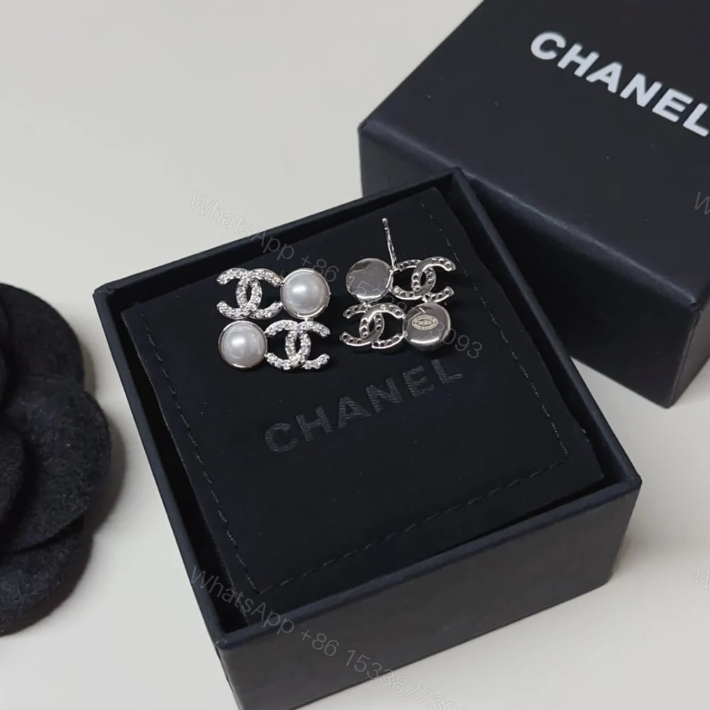 View 4 of CHANEL STUD EARRINGS GLASS PEARLS SILVER ABF730 B20573 U0937