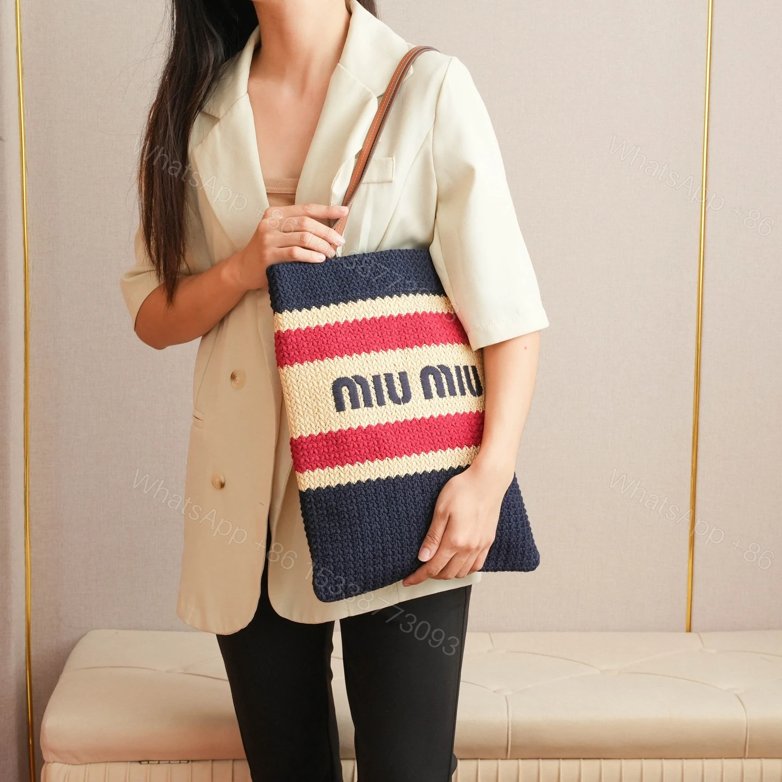 View 11 of 高仿miumiu*5BG248拼色LOGO稻草柳條包深藍色免檢版