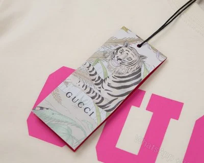 View 3 of GUCCI Tiger T-Shirt – GC0085