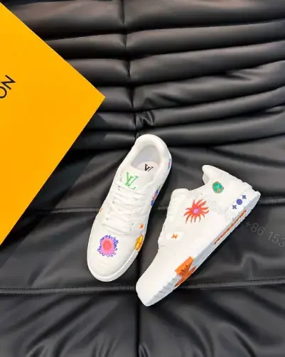 View 4 of LOUIS VUITTON X YAYOI KUSAMA LV TRAINER SNEAKER IN WHITE – LSVT352