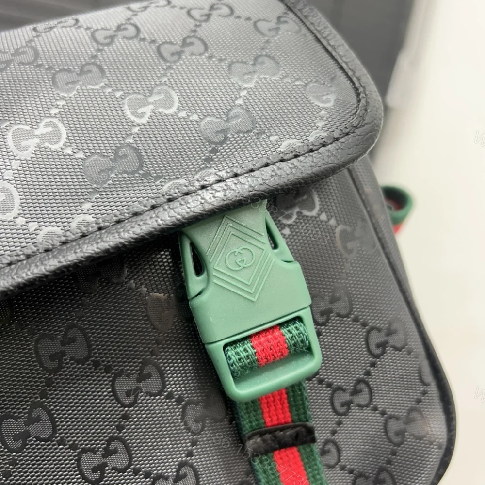 View 4 of GUCCI GG SUPREME CANVAS SMALL MESSENGER BAG BLACK 23CM