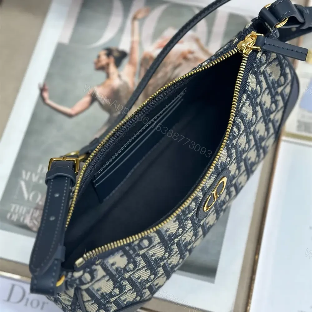 View 7 of 高仿Dior*Montaigne系列S239M928藍色印花單肩包Mini免檢版