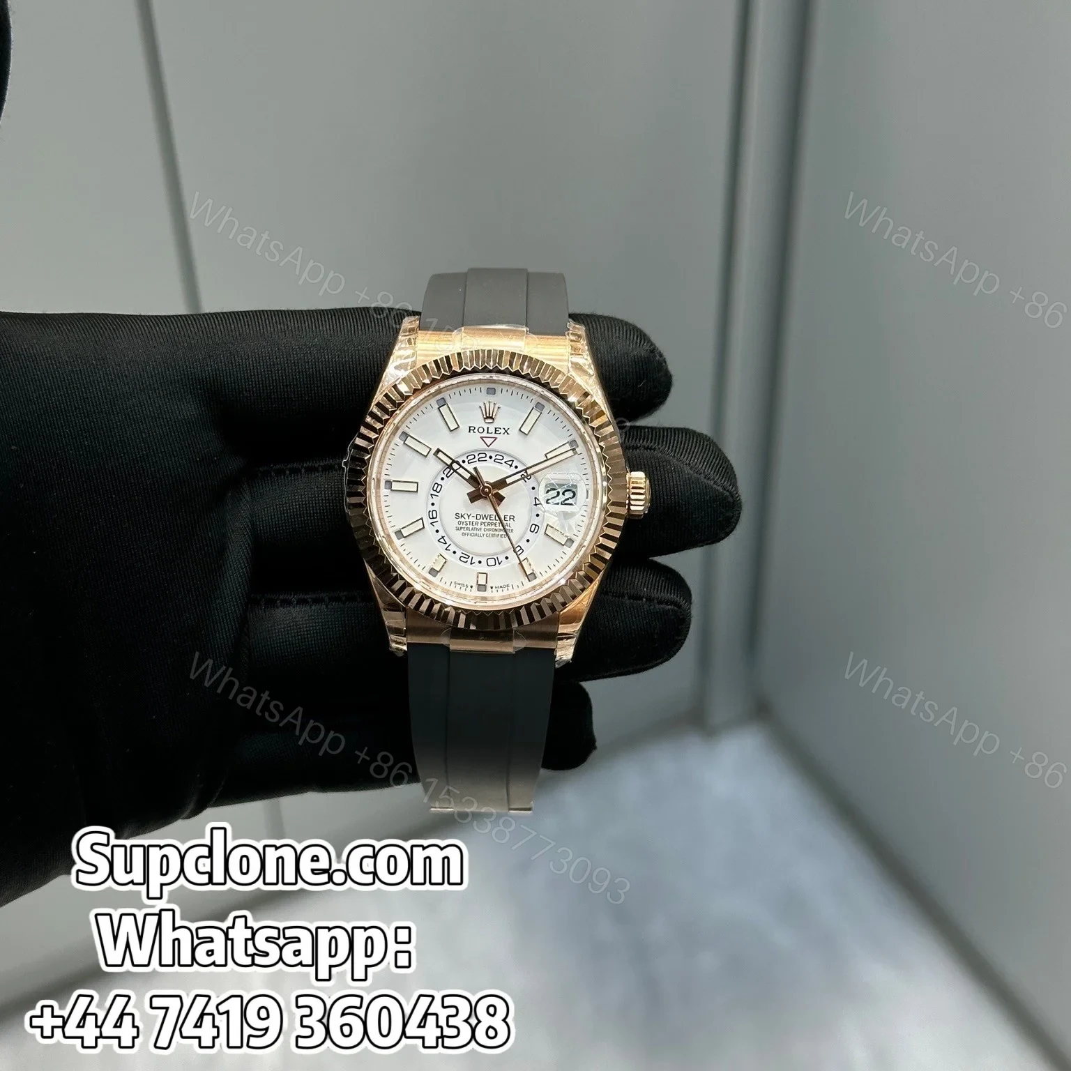 Rolex Sky-Dweller 42mm Super Clone 1:1 – Rose Gold White Dial Oysterflex Strap — view 1