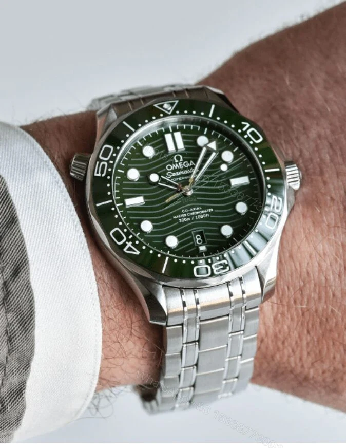 View 5 of Replica Omega Seamaster Green Dial 2023