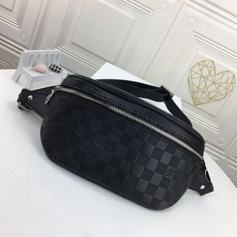 View 5 of CAMPUS BUMBAG – LV80