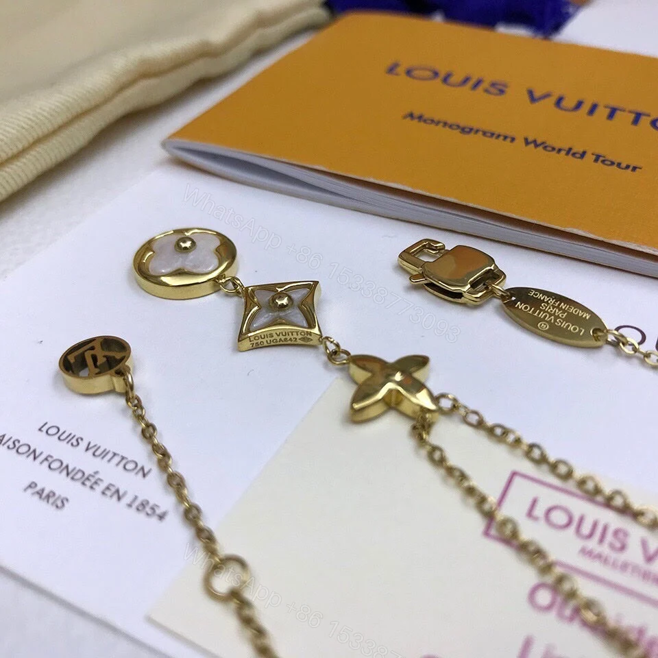 View 2 of Best Quality Necklace LV 023
