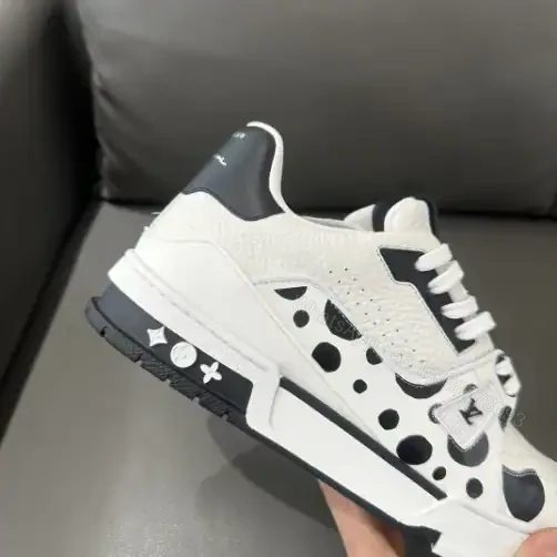View 8 of LOUIS VUITTON X YAYOI KUSAMA TRAINER CALF LEATHER SNEAKER IN BLACK AND WHITE – LSVT372