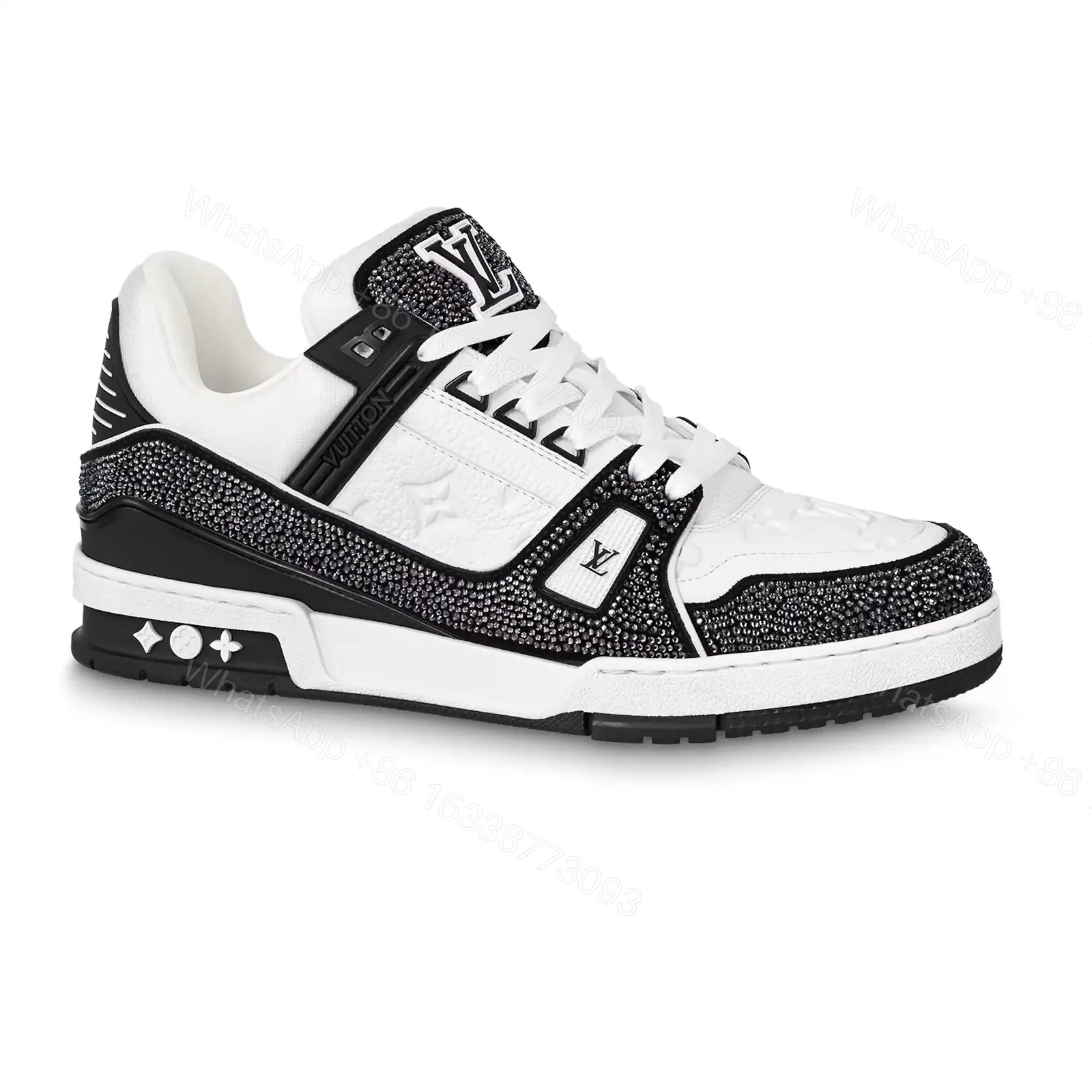 LOUIS VUITTON LV TRAINER SNEAKER IN BLACK – LSVT361 — view 1