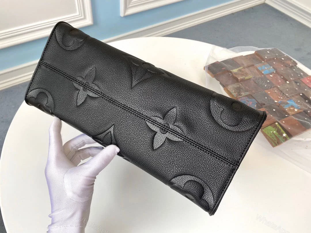 View 5 of LV ONTHEGO MM BAGS – LBV428