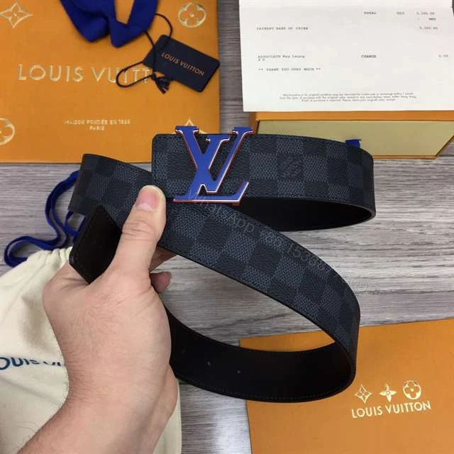 View 7 of LOUIS VUITTON INITIALES 40MM REVERSIBLE DAMIER INFINI LEATHER BELT – B84